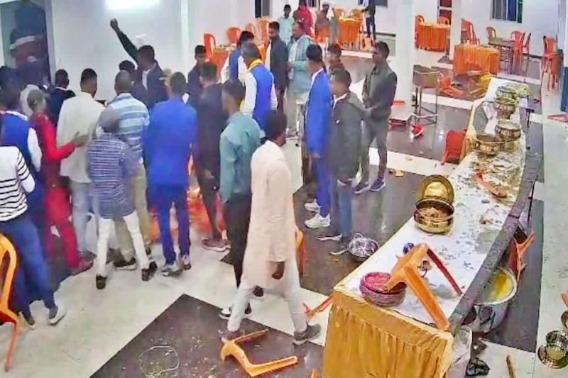 పెళ్లిలో రసగుల్ల గొడవ